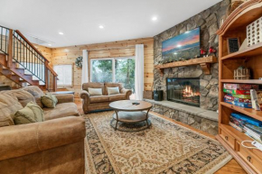 Casa Luna- Beautiful Maltby style home, just a short drive from Big Bear's attractions!